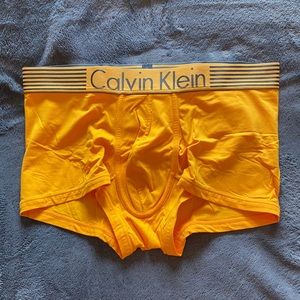 Mens medium Calvin Klein Iron Strength trunk